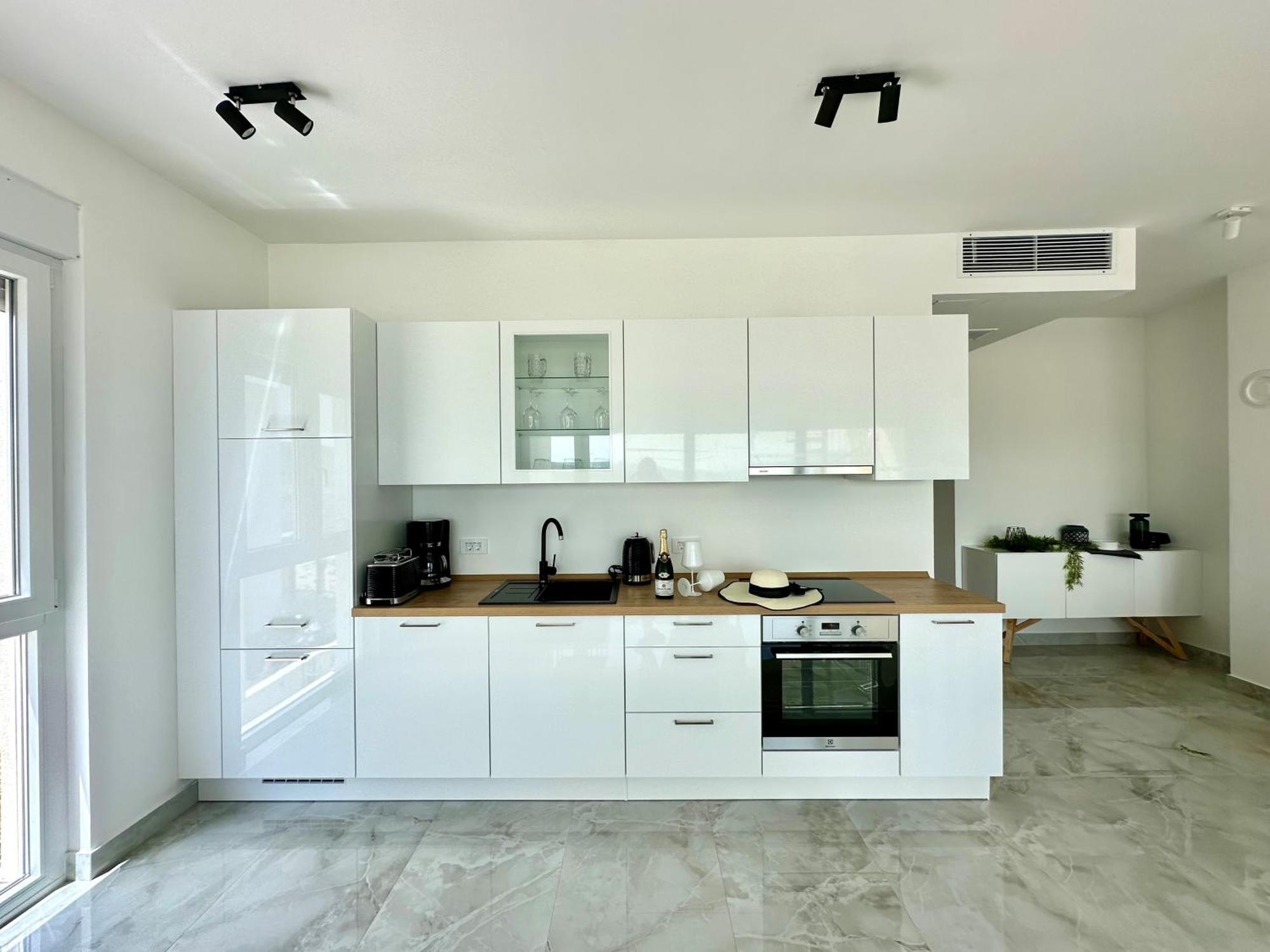 Nautica Apartment *