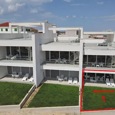 Nautica Apartment Razanac Exterior photo
